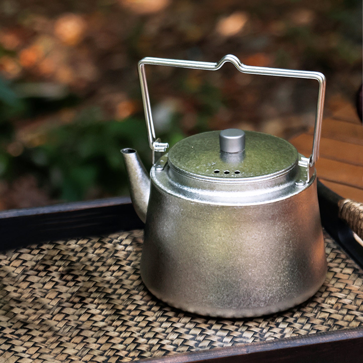 SilverAnt titanium bushcraft kettle 900ml  on a tray