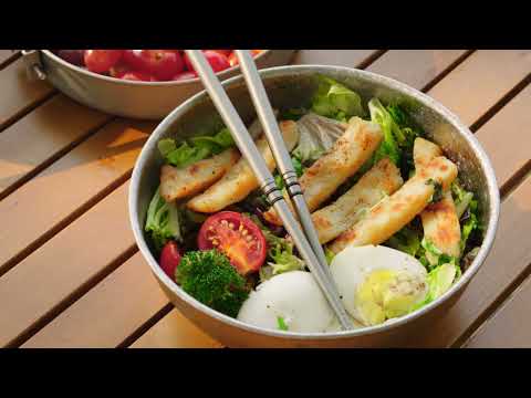Load and play video in Gallery viewer, Ultralight Titanium Collapsible Folding Travel Chopsticks