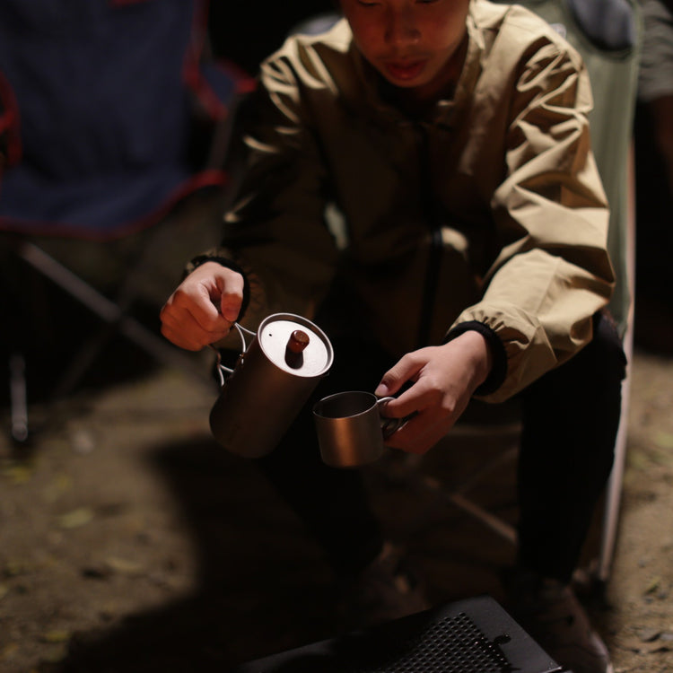 
                  
                    Titanium Double Wall Coffee Cup with Handle 110ml/3.71 fl oz - SilverAnt Outdoors
                  
                