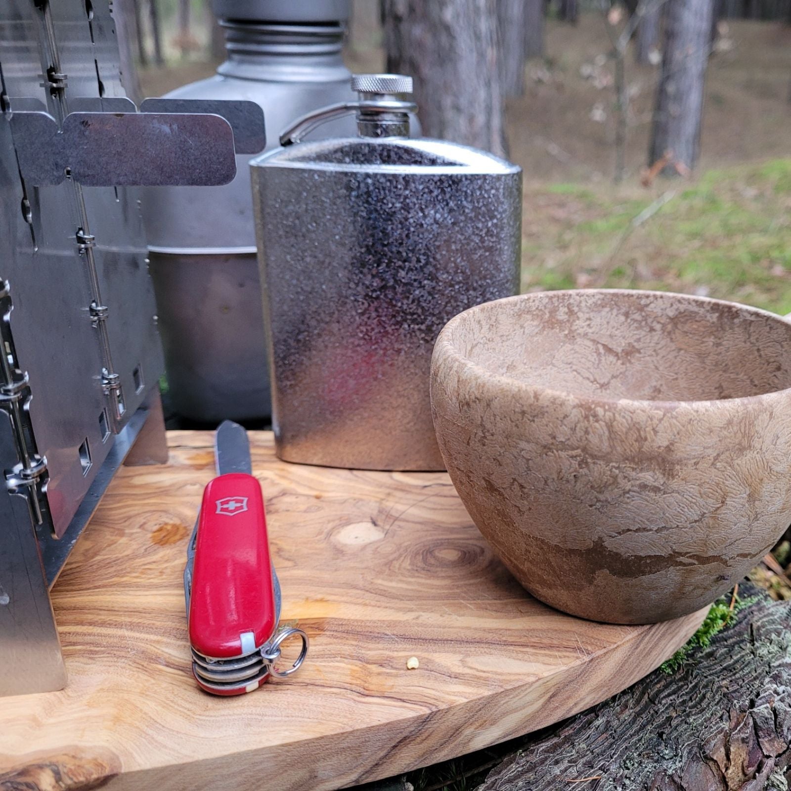 Titanium Hip Flask With Funnel - 220ml/7.74 fl oz | SilverAnt Outdoors