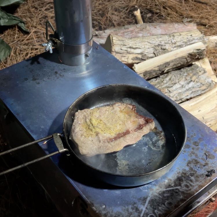 
                  
                    Ultralight Titanium Pot and Pan Camping Cookware Set - 1600ml/54.1 fl oz - SilverAnt Outdoors
                  
                