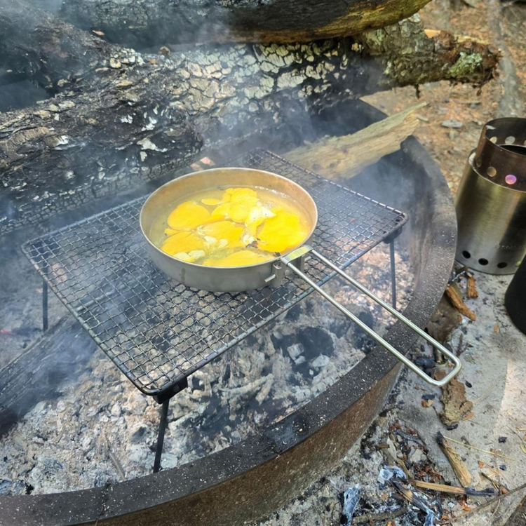 
                  
                    Ultralight Titanium Pot and Pan Camping Cookware Set - 1600ml/54.1 fl oz - SilverAnt Outdoors
                  
                