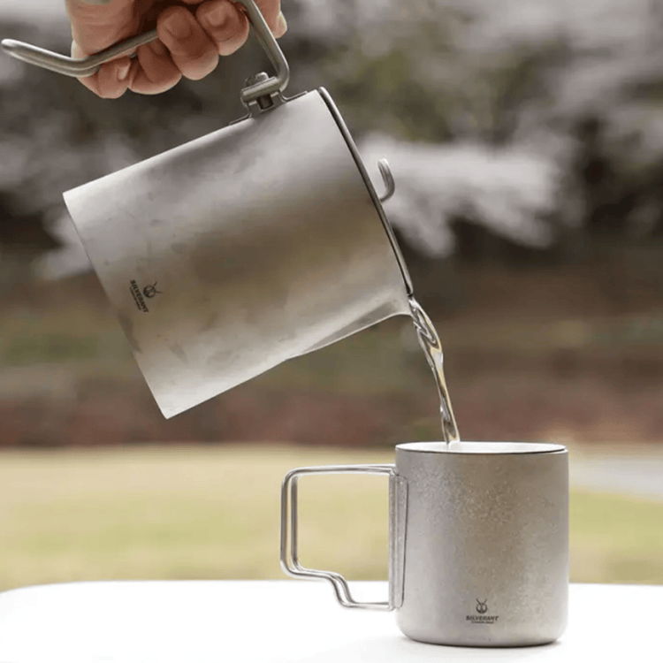 
                  
                    Crystallized Titanium Double-wall Mug with Lid 300ml/10.14 fl oz - Folding Handles
                  
                