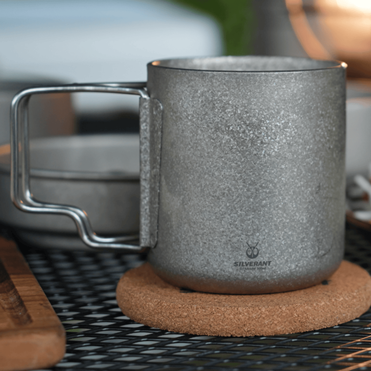 Crystallized Titanium Double-wall Mug with Lid 300ml/10.14 fl oz - Folding Handles