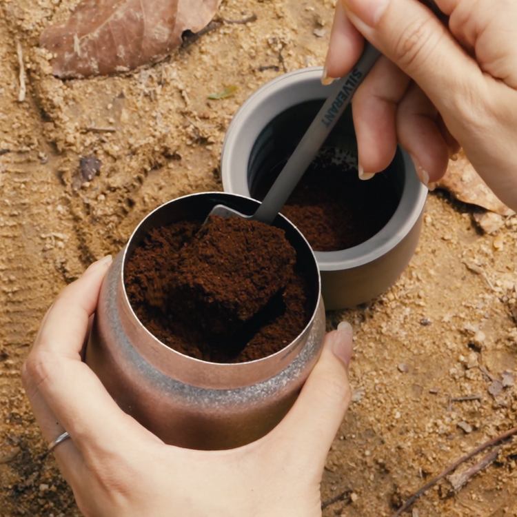 
                  
                    SilverAnt Ultralight Crystallized Watertight Titanium Container – 280ml / 9.47 fl oz
                  
                