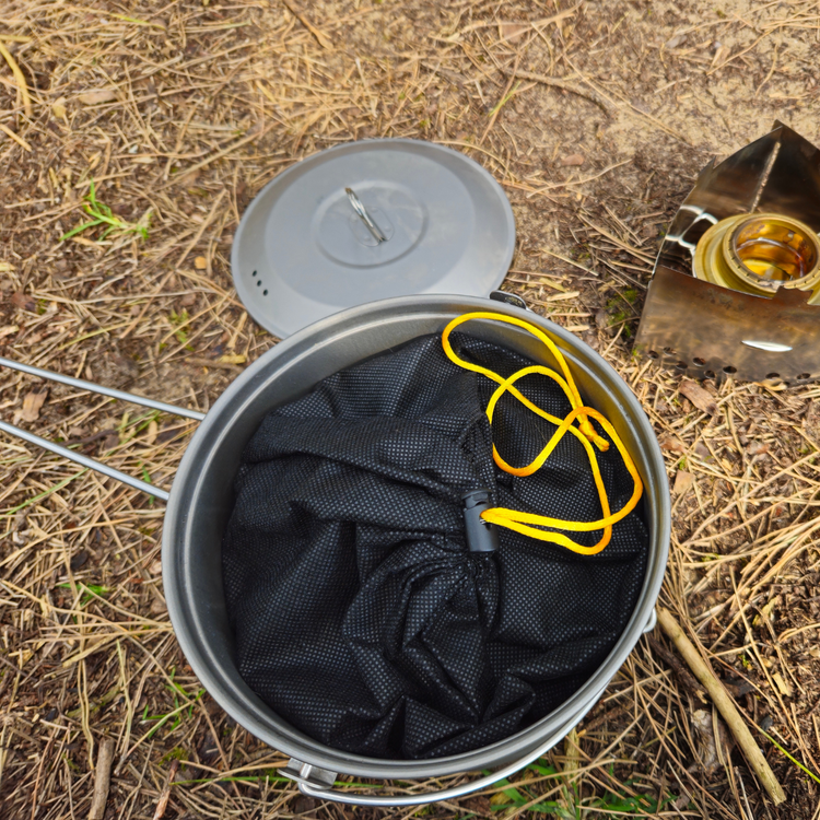 
                  
                    SilverAnt Ultralight 3-Piece Titanium Cookware Set
                  
                