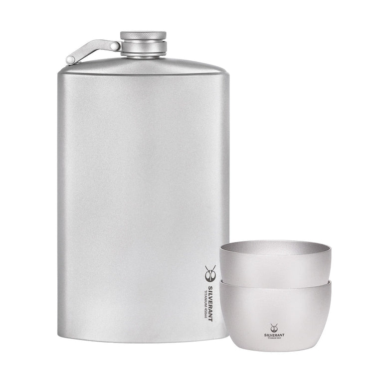 SilverAnt Titanium Hip Flask 450ml/15.22 fl oz & Shot Glasses