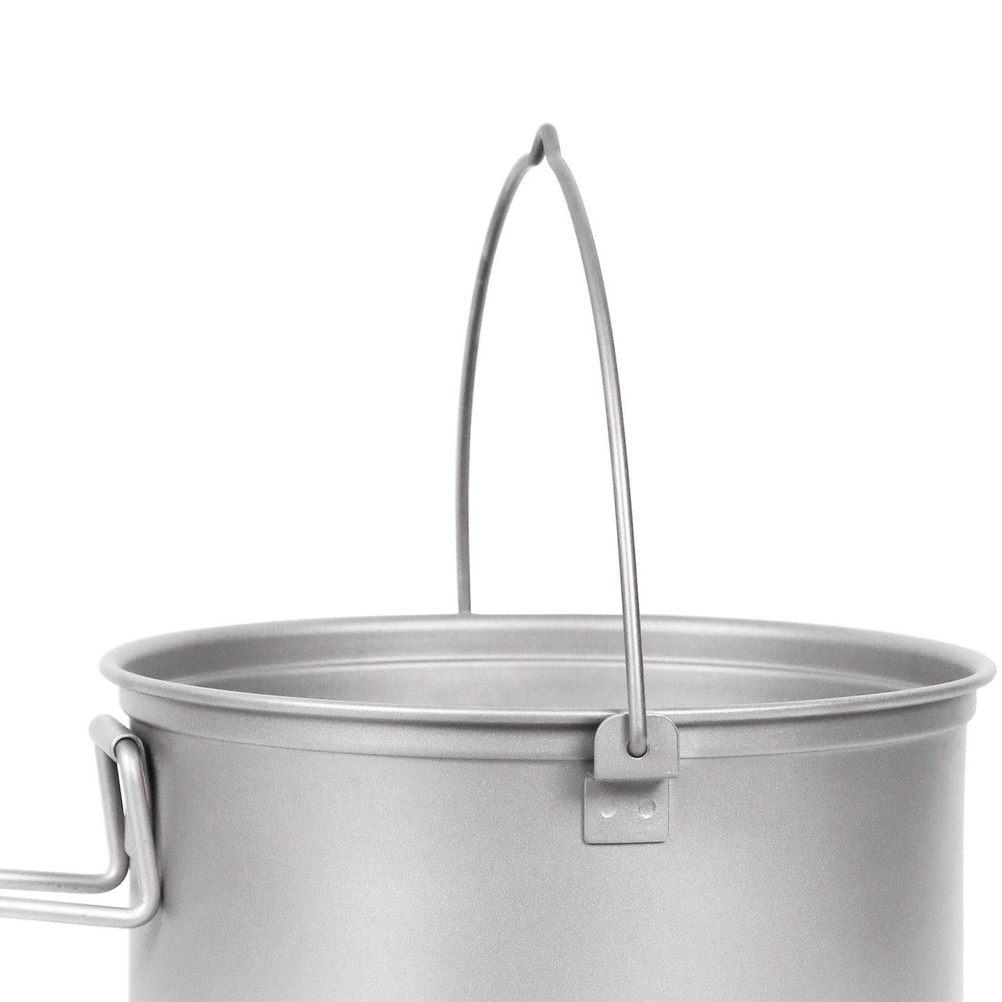 SilverAnt Large Titanium Camping Pot with Lid 2L/67.63 fl oz