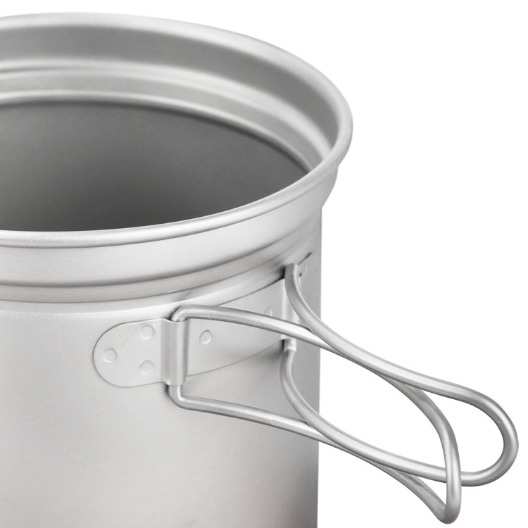
                  
                    SilverAnt Outdoors Titanium Camping Pot 1000ml/35 fl oz
                  
                
