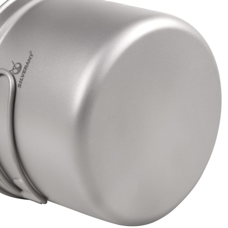 
                  
                    SilverAnt Outdoors Titanium Camping Pot 750ml/26.3 fl oz
                  
                