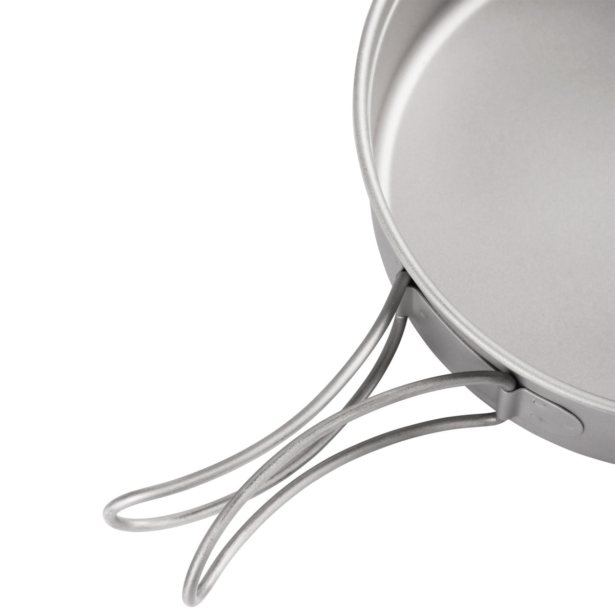 SilverAnt Ultralight 2-Piece Titanium Cookware Set - Titanium Frying Pan close-up of handles
