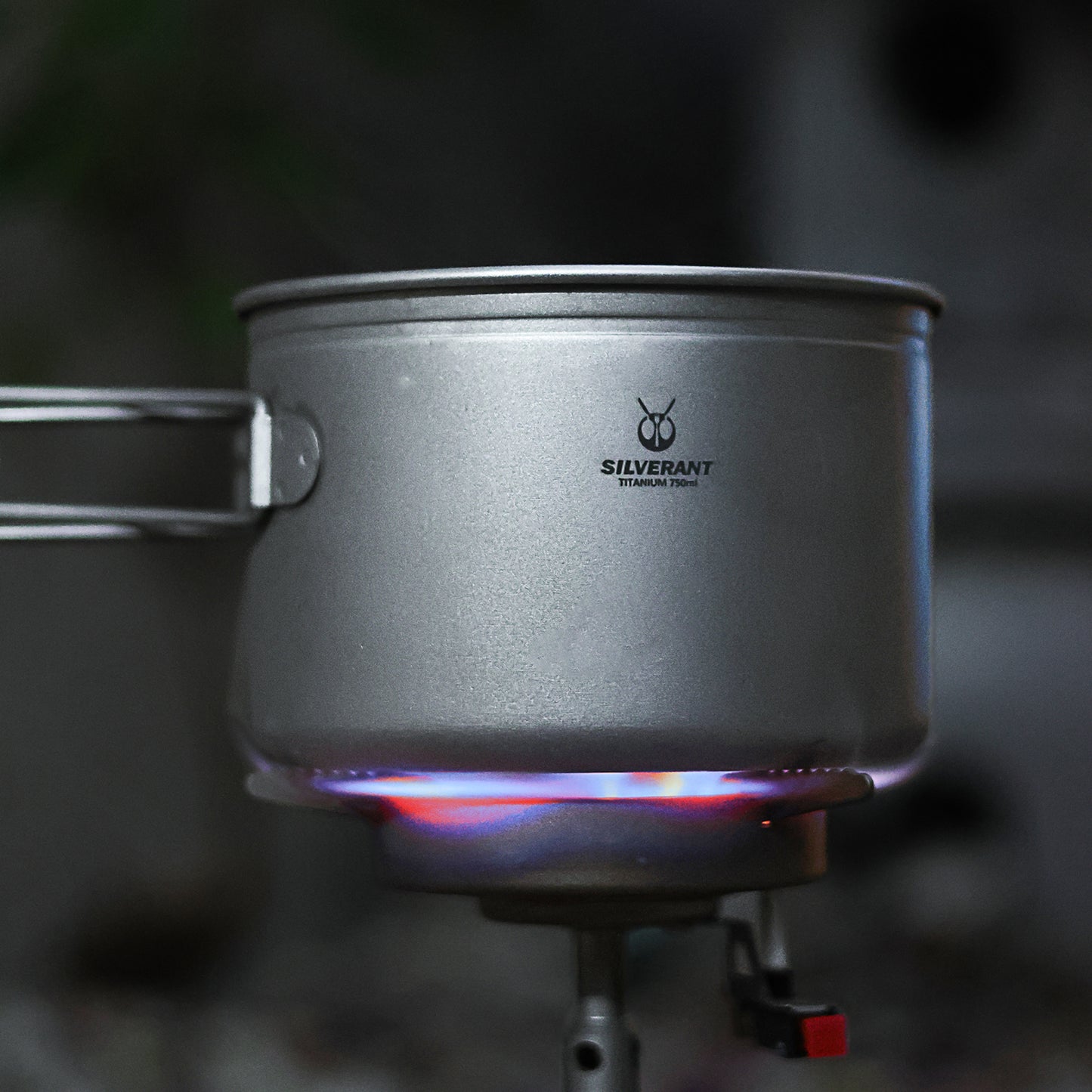 
                  
                    SilverAnt Ultralight Foldable Titanium Camp Stove
                  
                
