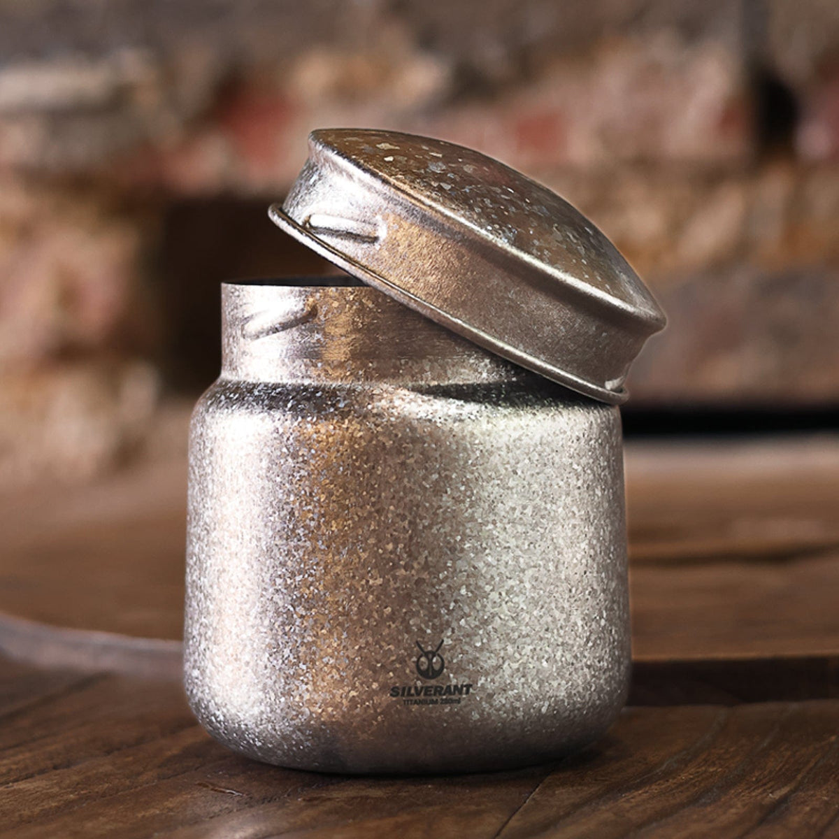 SilverAnt Ultralight Leakproof Titanium Container 280ml / 9.47 fl oz Crystallized - lifestyle photo, close-up of finish, actual product photo