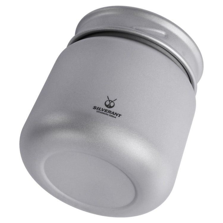 
                  
                    SilverAnt Ultralight Leakproof Titanium Container 280ml / 9.47 fl oz Sandblasted bottom angle view
                  
                