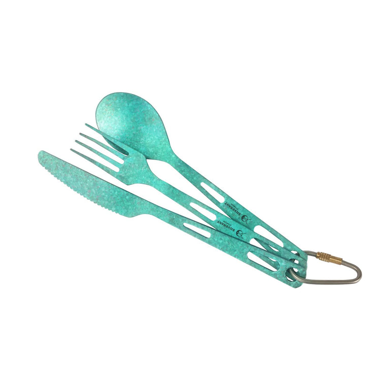 
                  
                    SilverAnt Ultralight Titanium 3-Piece Cutlery Set (Knife, Fork and Spoon) Anodized Green on white background, alternate angle
                  
                
