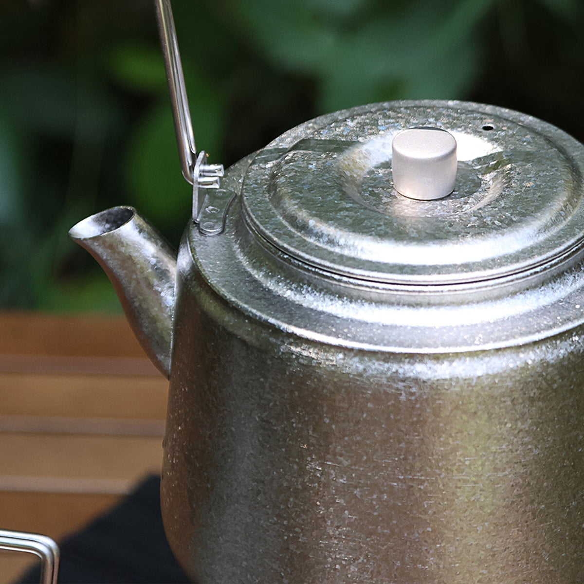 SilverAnt Ultralight Titanium Bushcraft Kettle Crystallized Finish 1500ml - In-Use (Close-up of finish)