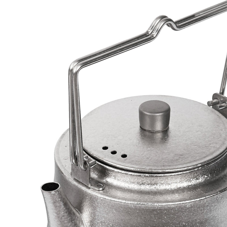 
                  
                    SilverAnt Ultralight Titanium Bushcraft Kettle Crystallized Finish - Close-up product shot
                  
                