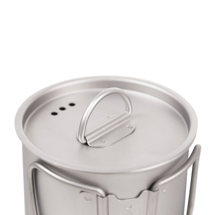 
                  
                    SilverAnt Ultralight Titanium Cup With Lid 4 Sizes - 350 ml - top angle view, showing cup lid details
                  
                