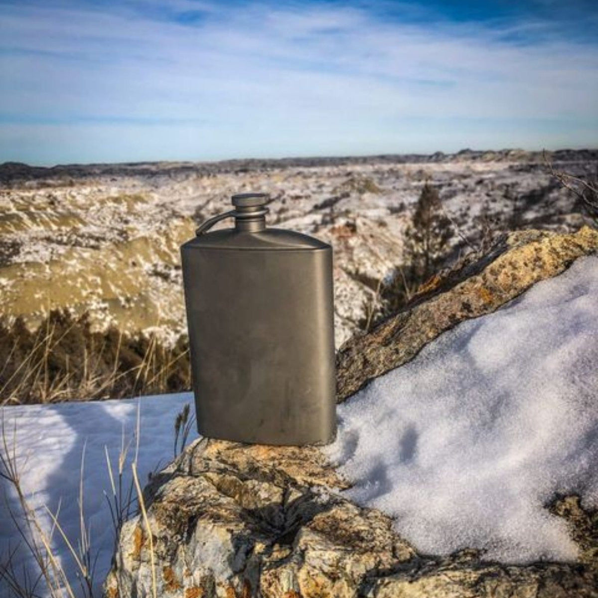 SilverAnt Ultralight Titanium Hip Flask and Funnel 248ml/8.73 fl oz Sandblasted (actual product photo, winter camping)
