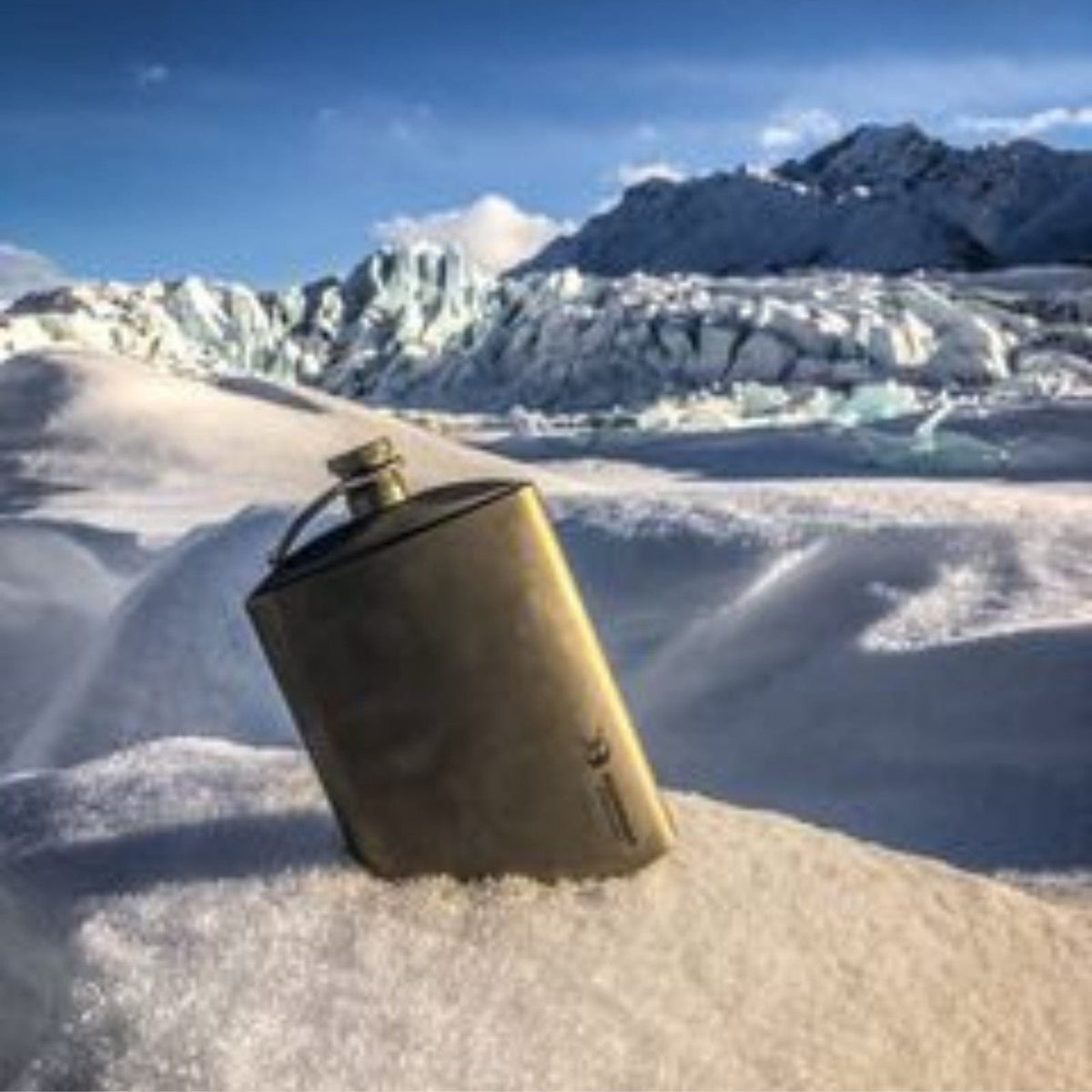 SilverAnt Ultralight Titanium Hip Flask and Funnel 248ml/8.73 fl oz Sandblasted (Actual product photo, winter camping)