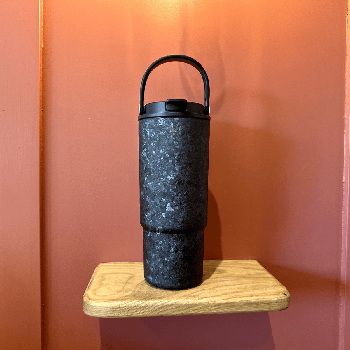 SilverAnt Crystallized Titanium Insulated Tumbler 880ml / 29.76 fl oz - Elegant Black (actual product photo)
