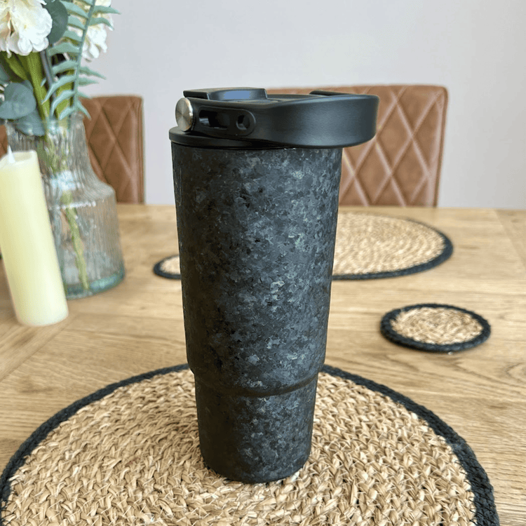 
                  
                    SilverAnt Crystallized Titanium Insulated Tumbler 880ml / 29.76 fl oz - Elegant Black (Actual product photo, real life use)
                  
                