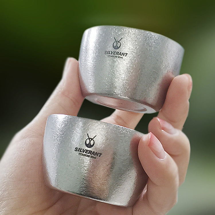 
                  
                    SilverAnt Ultralight Titanium Shot Glass Crystallized - Close-up, on hand, showing crystallized finish 
                  
                