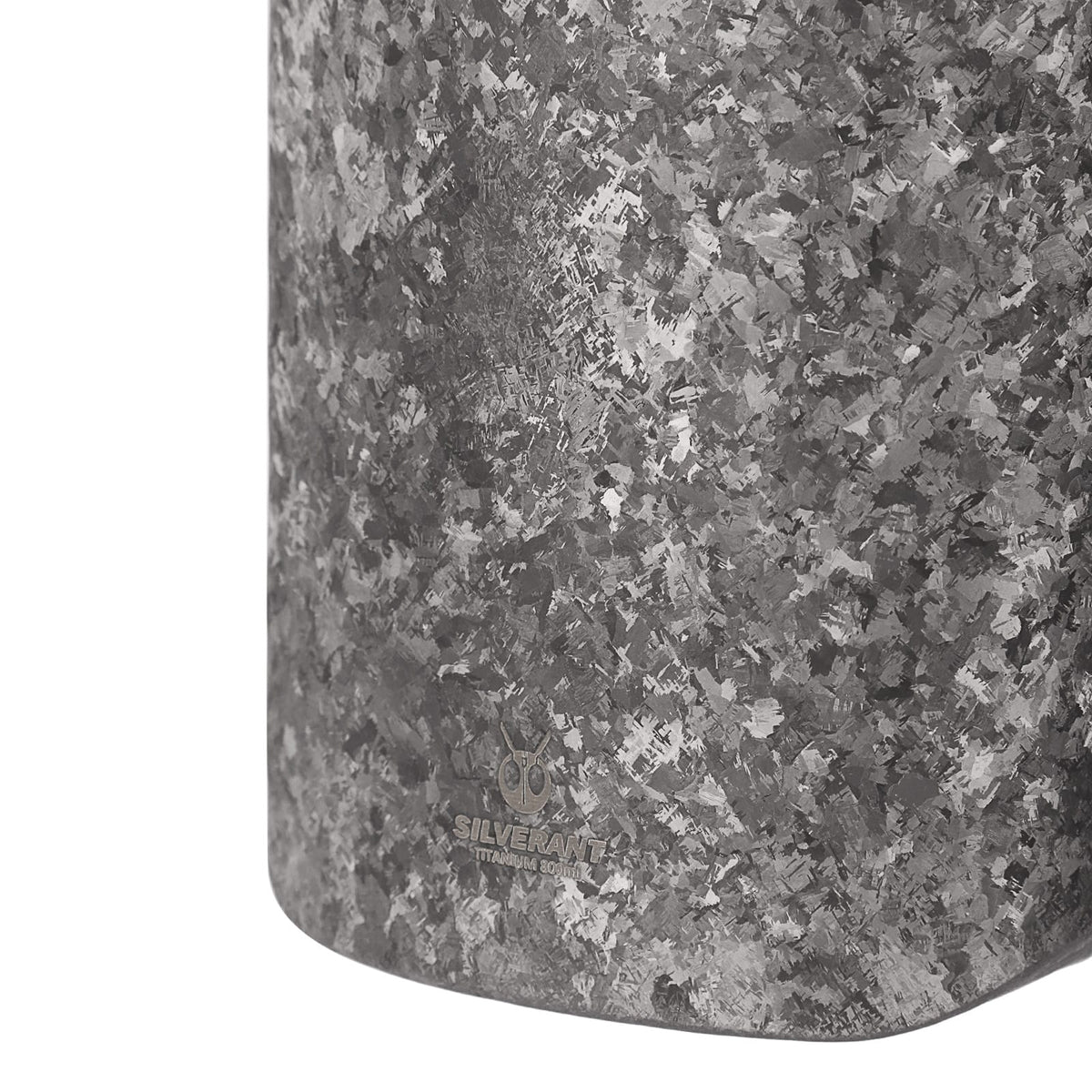 SilverAnt Ultralight Titanium Water Bottle 800ml/28.16 fl oz (Slim Crystallized Black) close-up of finish, SilverAnt logo