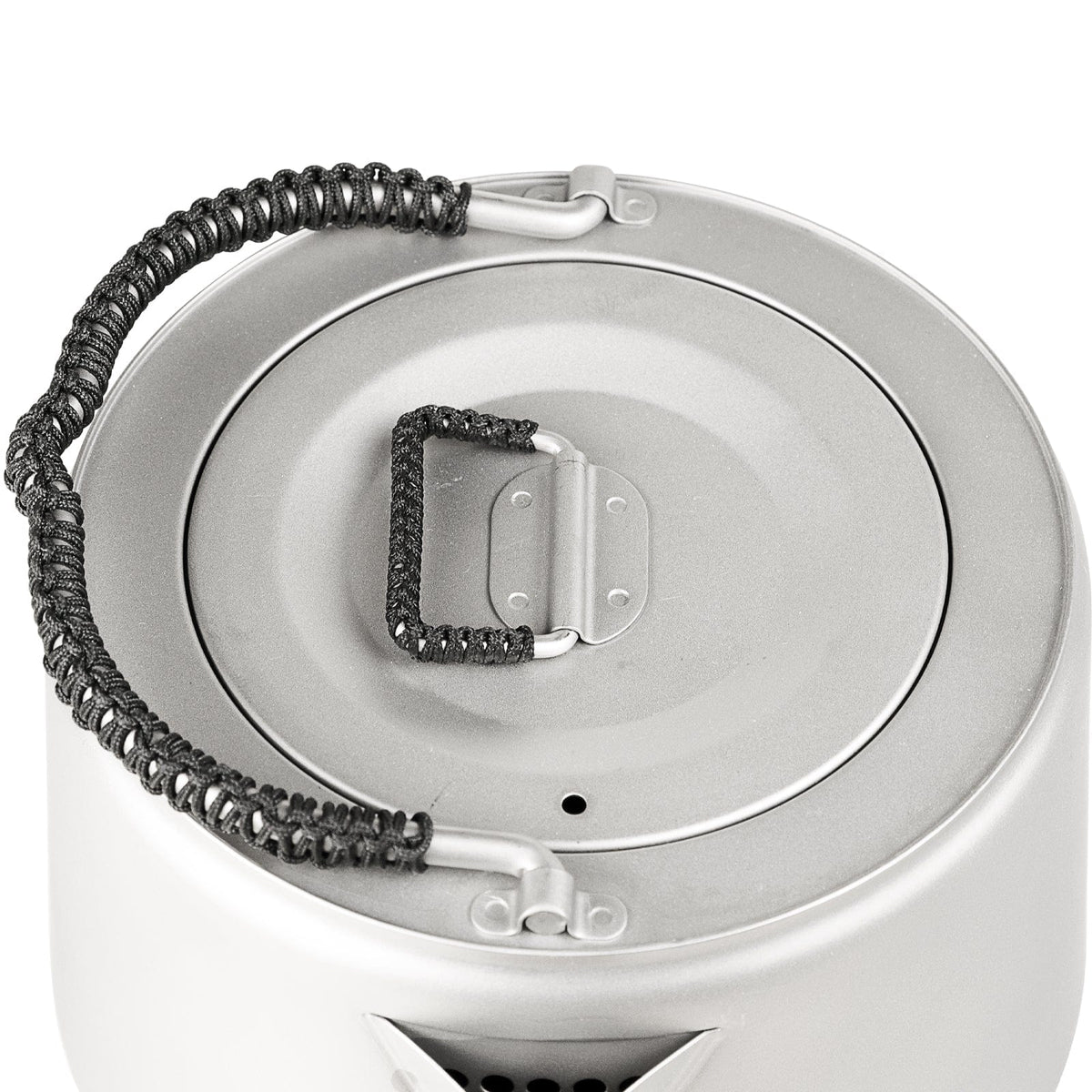 SilverAnt Ultralight Large Titanium Kettle 1400ml/49 fl oz - Top view, lid
