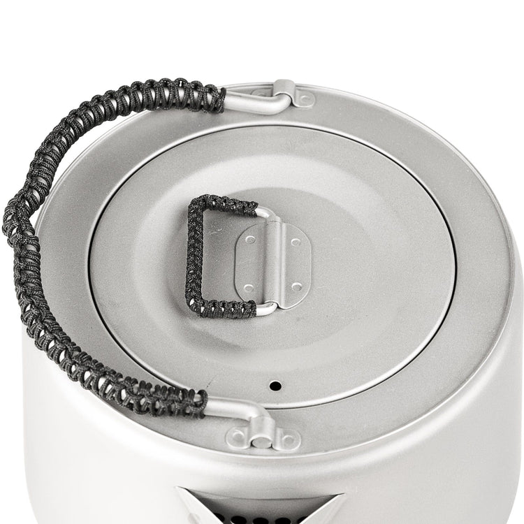 
                  
                    SilverAnt Ultralight Large Titanium Kettle 1400ml/49 fl oz - Top view, lid
                  
                