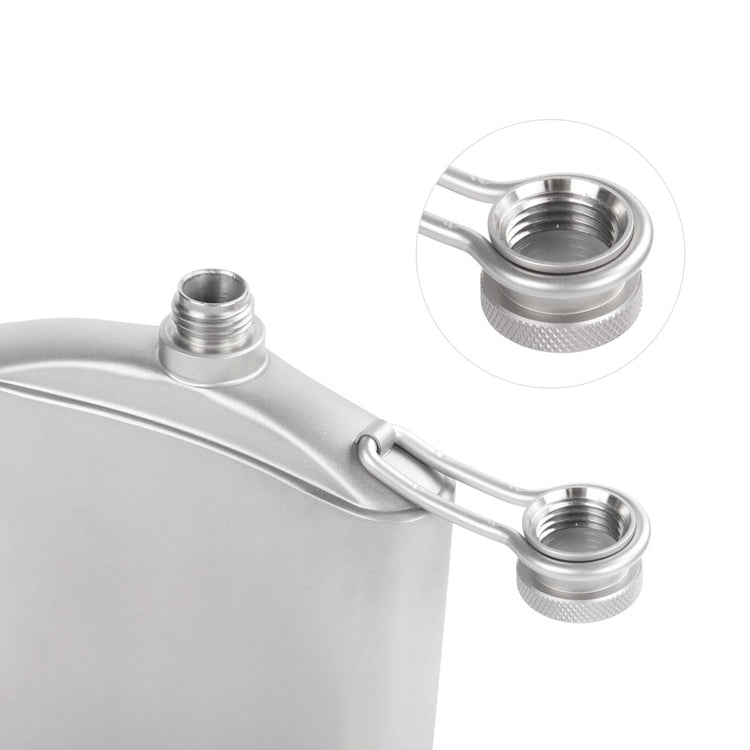 
                  
                    SilverAnt Ultralight Titanium Hip Flask With Funnel 220ml/7.74 fl oz - Sandblasted (close-up of hip flask lid, showing screw ridges are on the inside)
                  
                