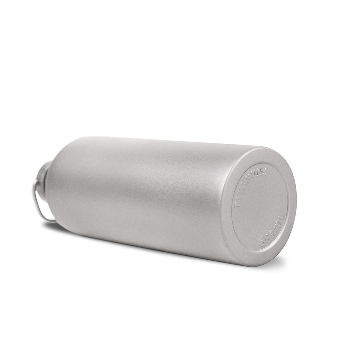 SilverAnt Ultralight Titanium Water Bottle Narrow Mouth Design - 600ml/21.1 fl (laid down on its side, showing bottom of bottle with 