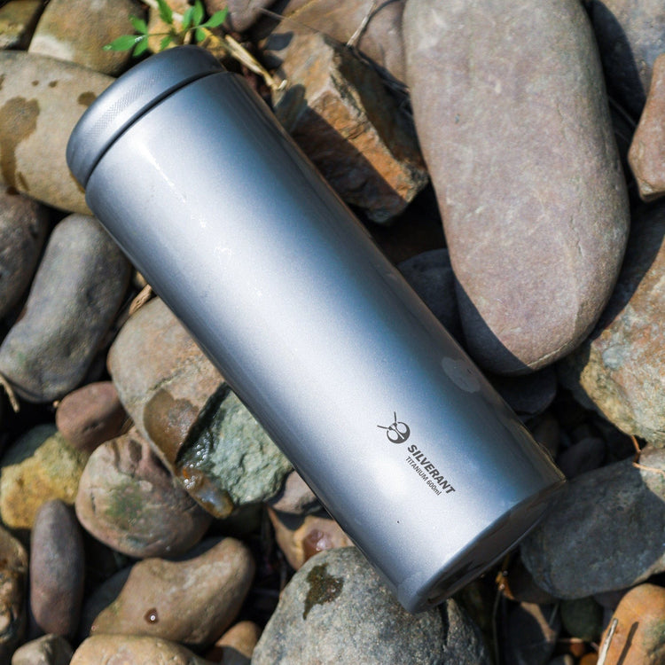 
                  
                    SilverAnt Ultralight Titanium Water Bottle Wide Mouth Screw Top - 600ml/21.1 fl oz (actual product photo, laid down on rocks)
                  
                