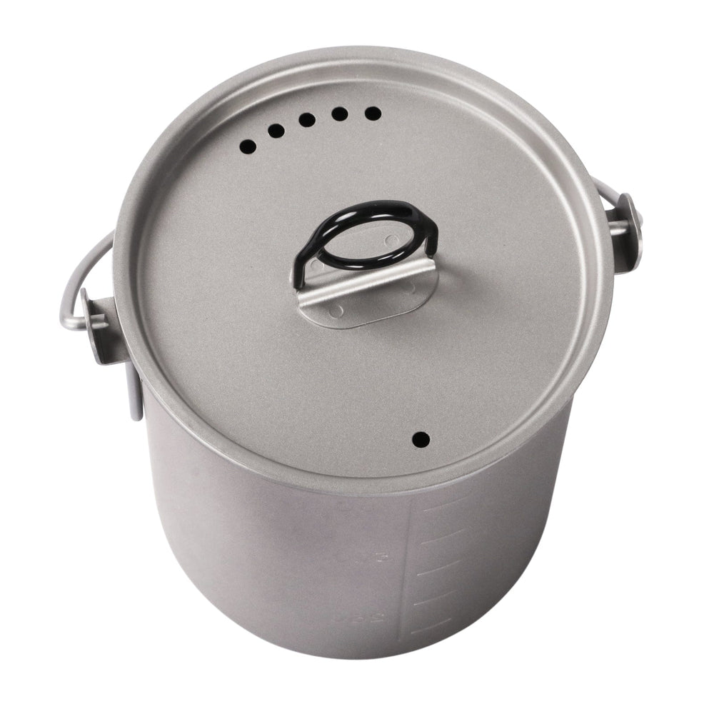 
                  
                    Titanium Pot 750ml/25 fl oz with Lid and Bail Handle - SilverAnt Outdoors
                  
                