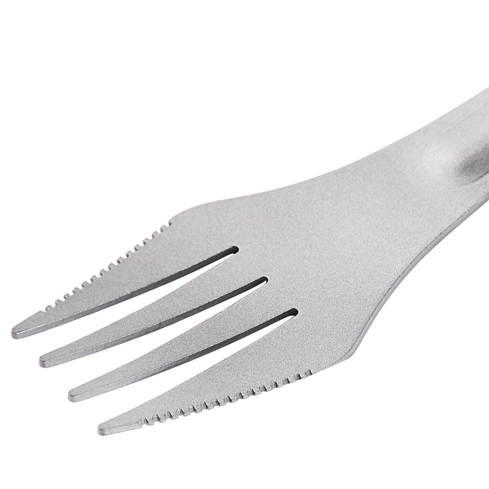https://silverantoutdoors.com/cdn/shop/products/silverant-outdoors-flatware-titanium-spork-3-in-1-knife-fork-spoon-6973595904692-35273415360690_1000x.jpg?v=1677831413